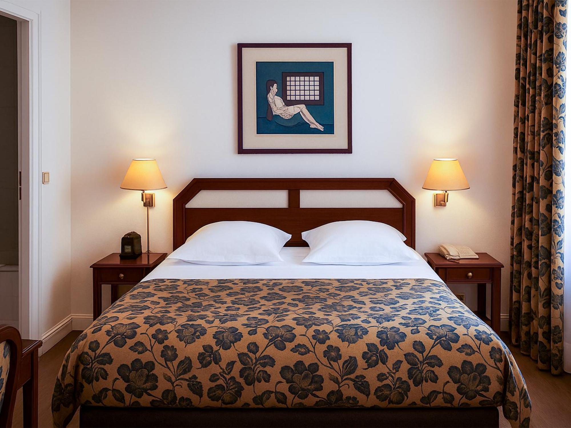 Du Parc - Centre Hotel 4*